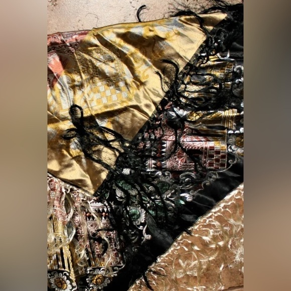 Taj Mahal Shawl Silk Brocade Weave Metallic Chinese Flamenco, Pristine C… - Picture 4 of 10